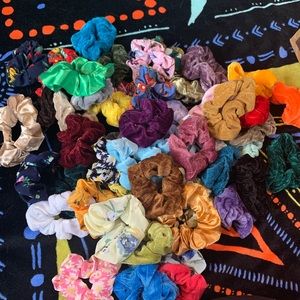 SCRUNCHIES!!! Random 10! VSCO GIRL GRAB BAG
